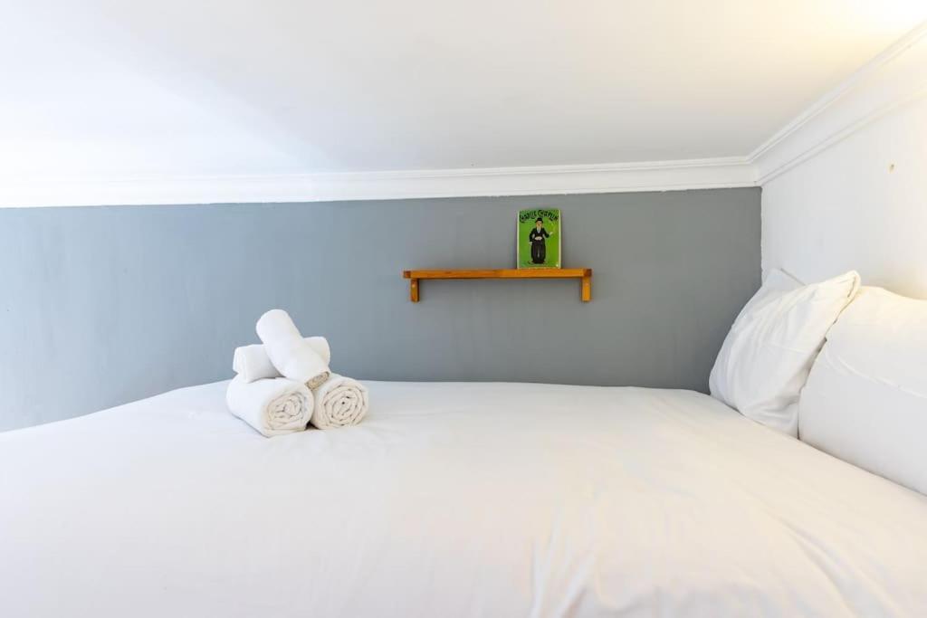 Beautiful Apartment In Malasana For 3 Pax - Ferrer Madrid Extérieur photo